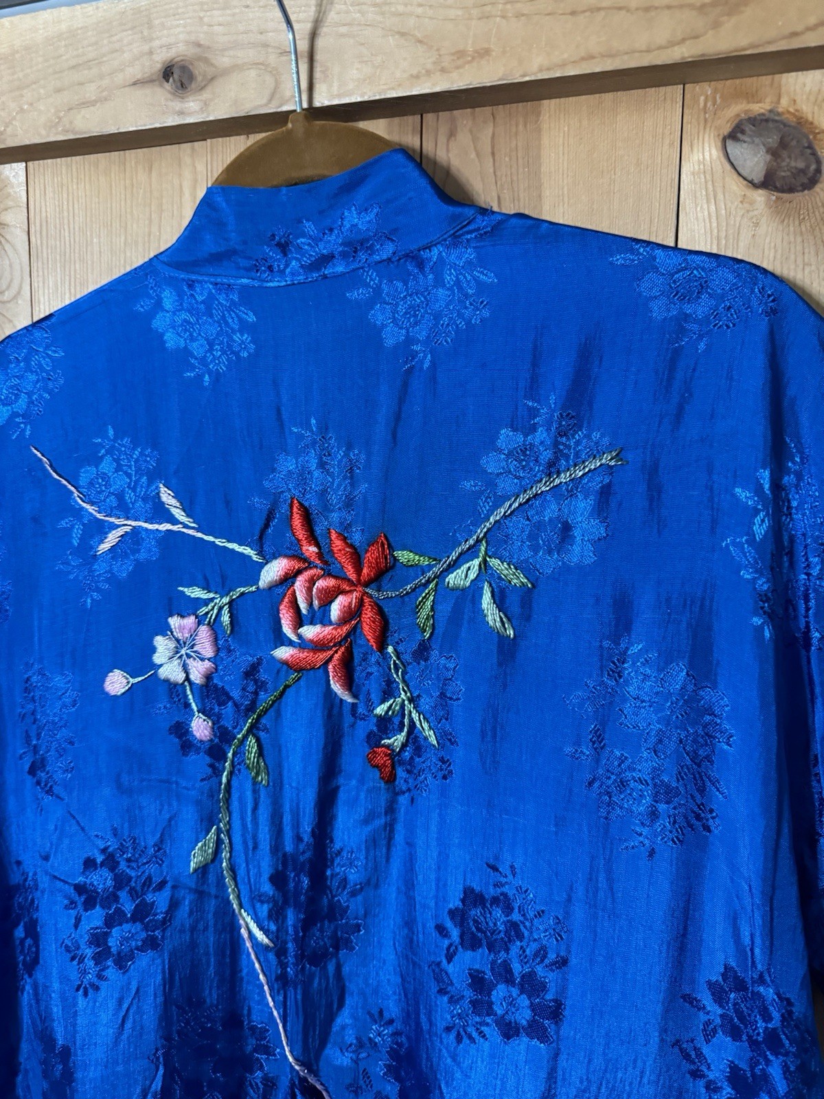 VTG Royal Blue Silk Embroidered Silk Robe Unisex Large Chest 44” Waist 48”