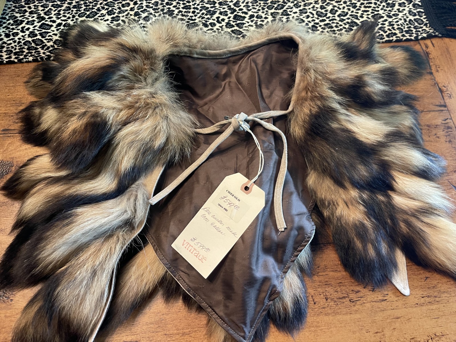 FINN RACCOON FUR COON TAIL CAPELET COLLAR WRAP JACKET HANDMADE VINTAGE RARE
