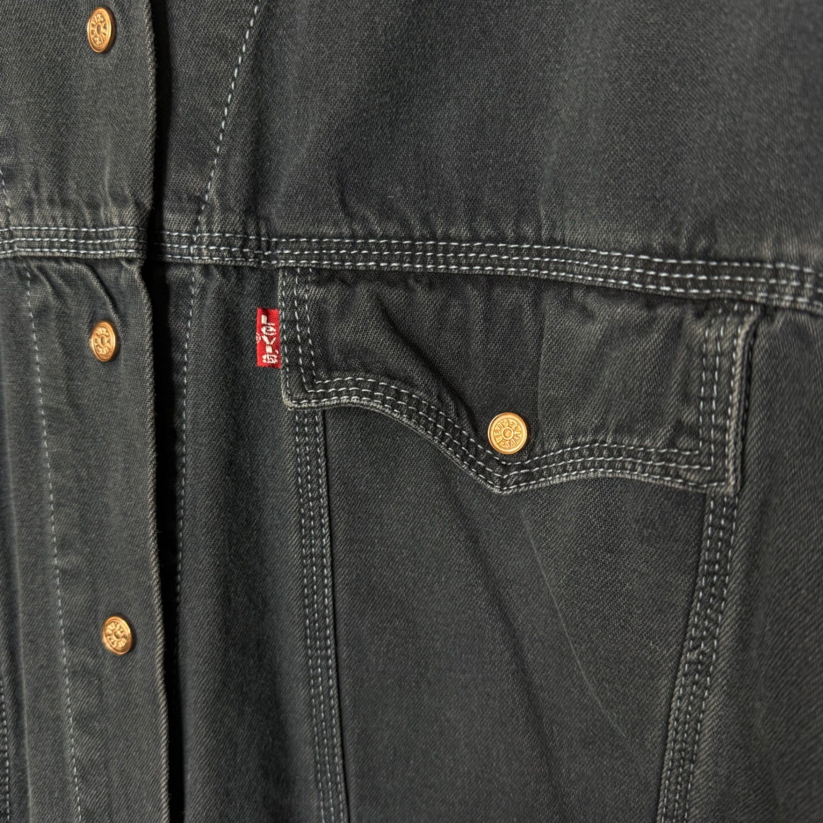 Vintage Levi’s Denim Shirt Women’s S/M Black 1994 Oversized Snap Button Western