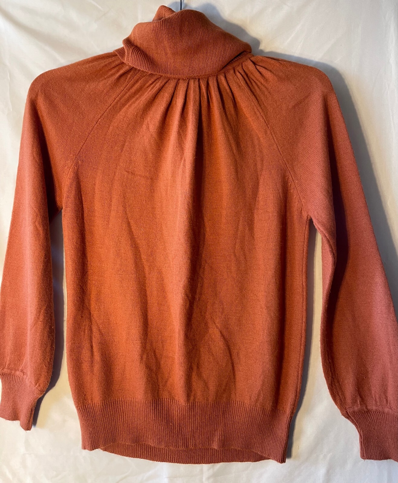 VINTAGE SOCIETY TURTLENECK ACRYLIC SWEATER, Terracotta, M 38″ Bust, EUC