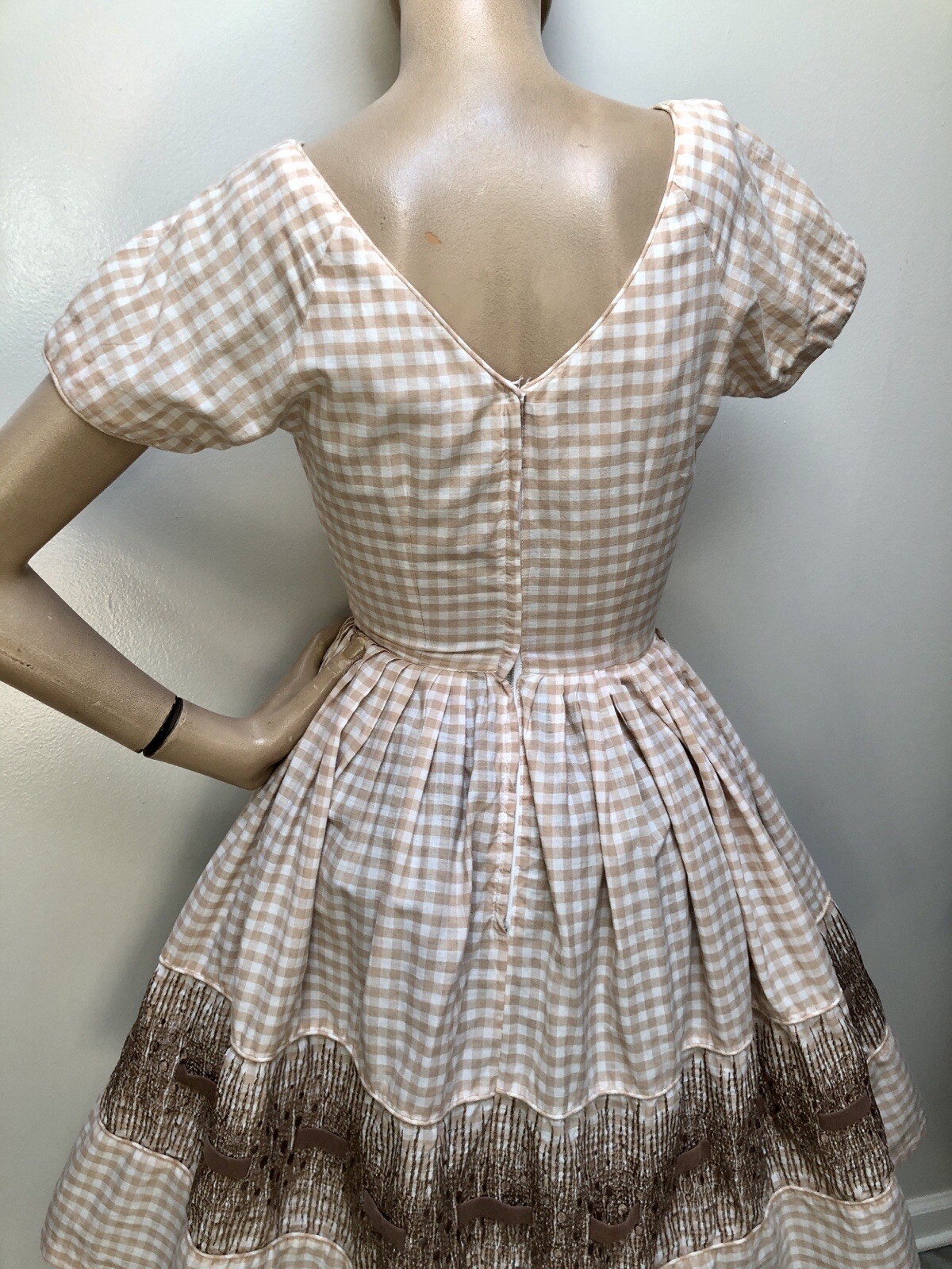 VTG 1950s „LOOK At Me I’M SANDRA DEE” Girly GINGHAM DRESS w/VELVET RIBBON HEM XS