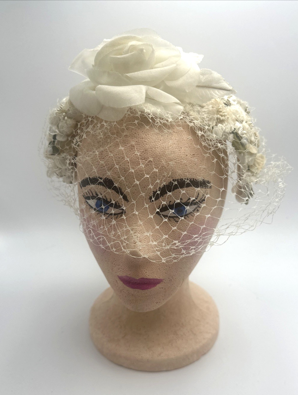 Vintage 1960s Union Made Bridal Headpiece White Rose Velvet Posies Netting