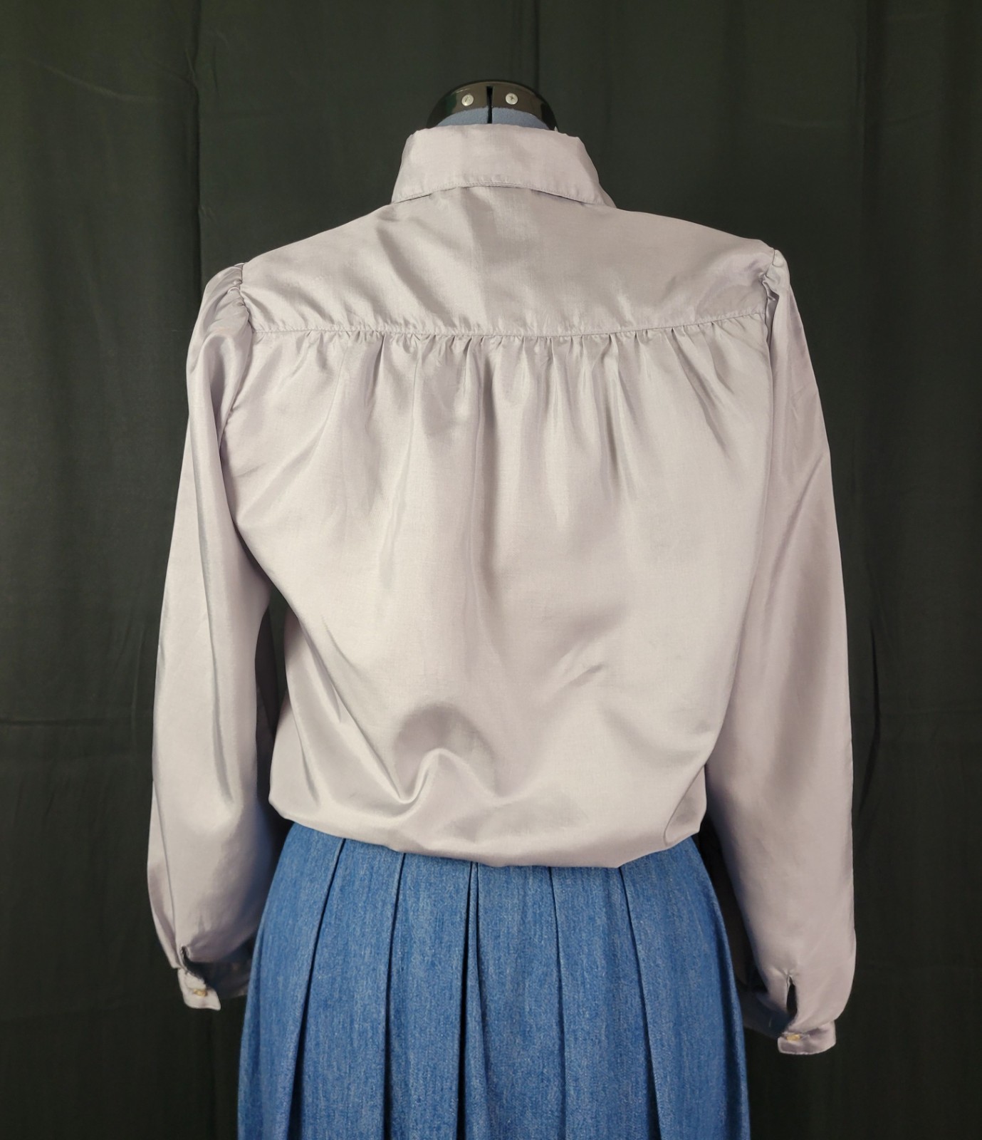 Vintage Stuart Lang Grey/Silver Long Sleeved Blouse Size 6