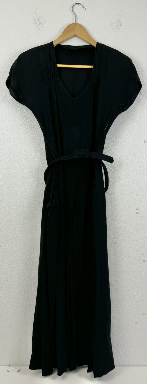 Vintage 1980s Shoulder Pad Black Sleeveless Dress With Belt And Pockets