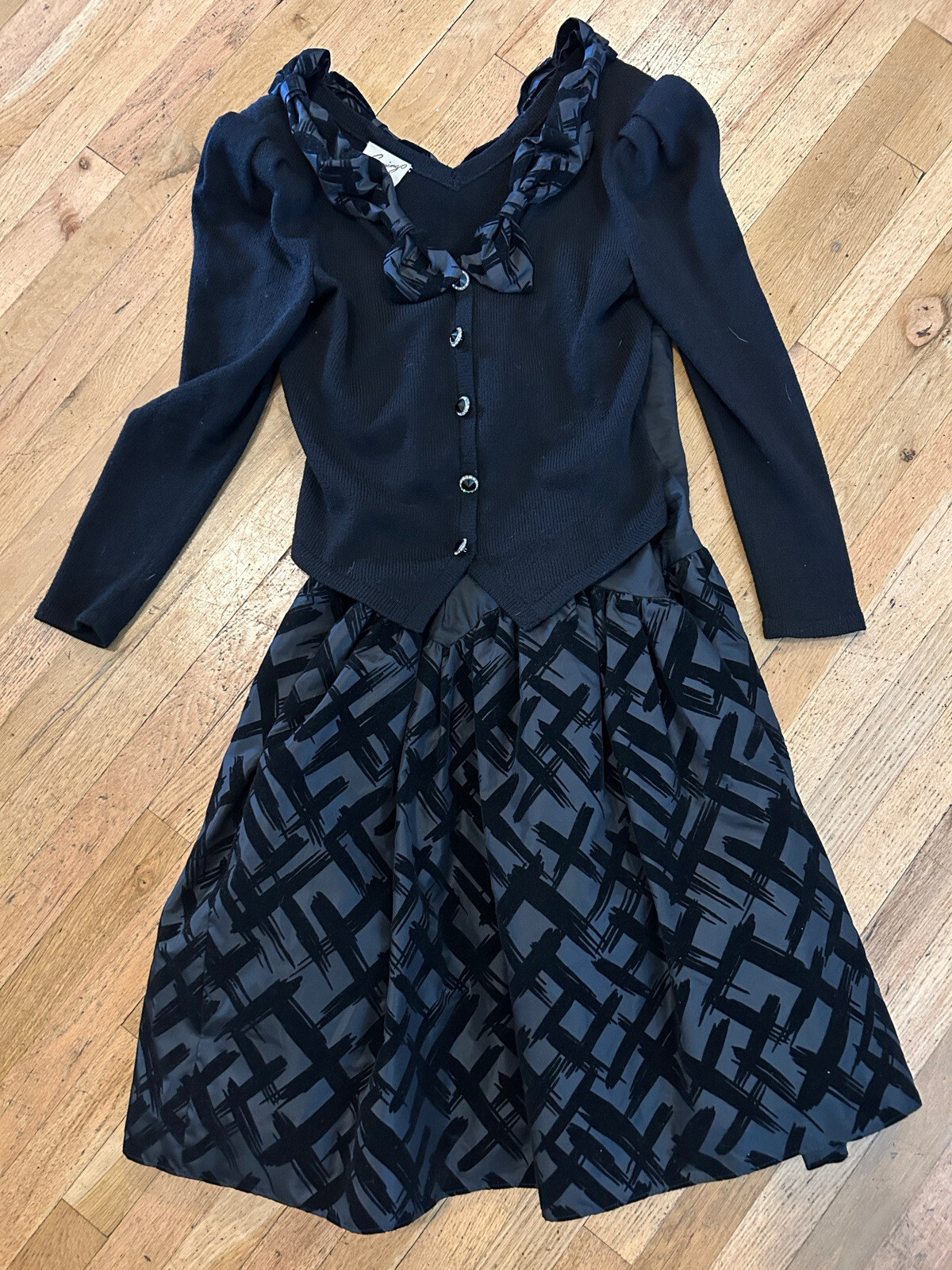 Vintage Evenings by Raul Blanco 12 2-Piece Black Evening Gown Hand Loomed Party