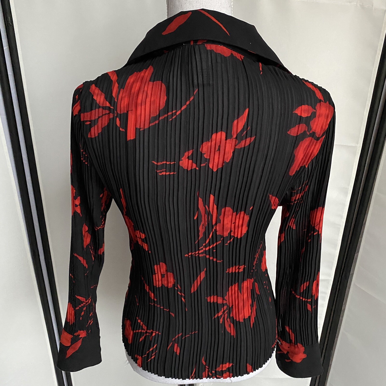 Patchington Vtg Womens Small See Through Top Black Red Button Up Shirt Floral E7