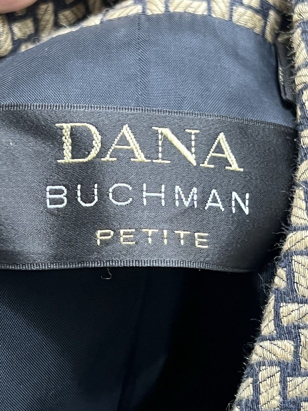 VTG Dana Buchman Black/Gold Geometric Pattern 2pc Jacket Sz Skirt Sz10P Suit
