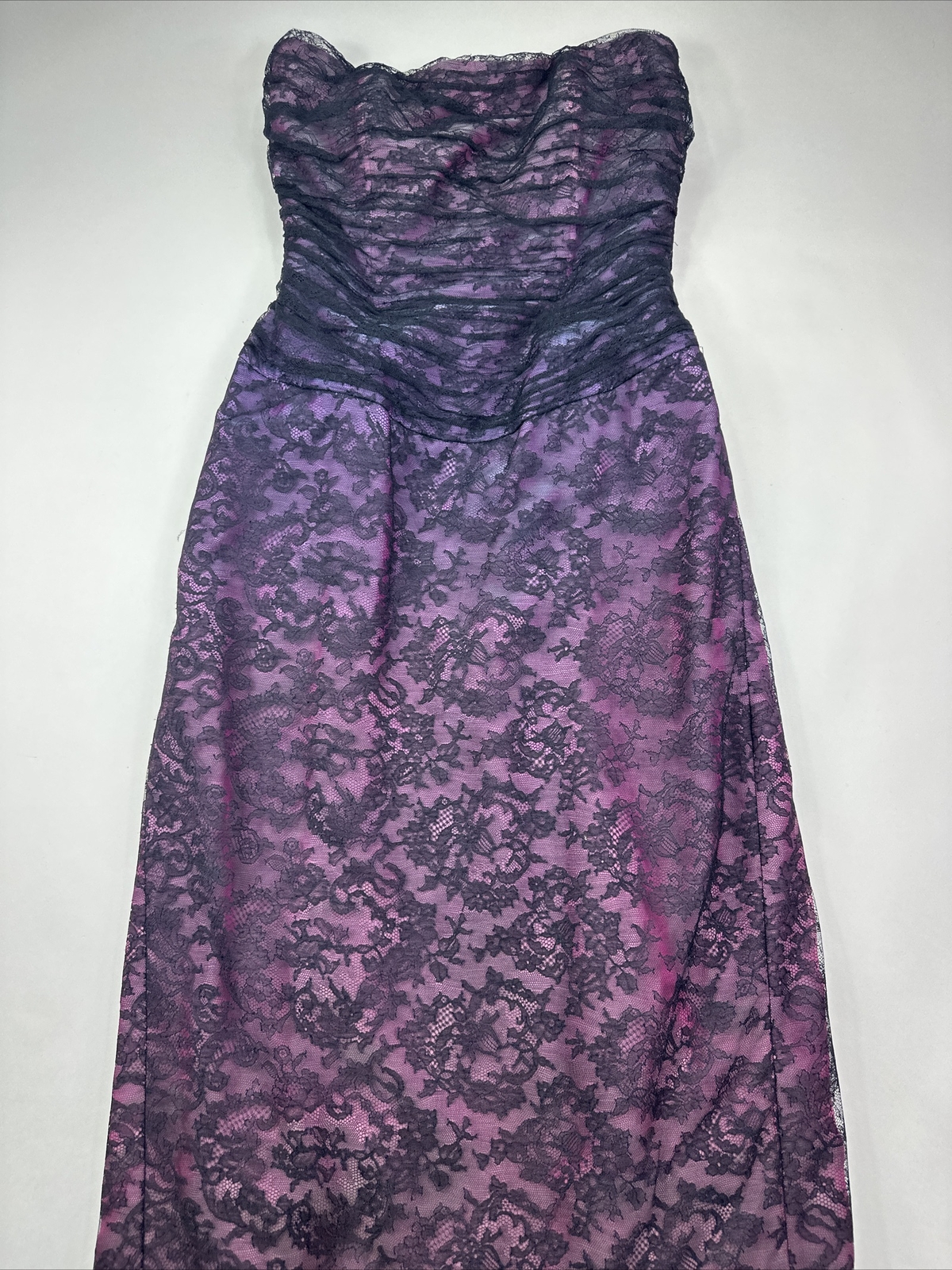 Vintage VICKY TIEL Couture Paris Purple Floral Lace Sleeveless Mini Dress