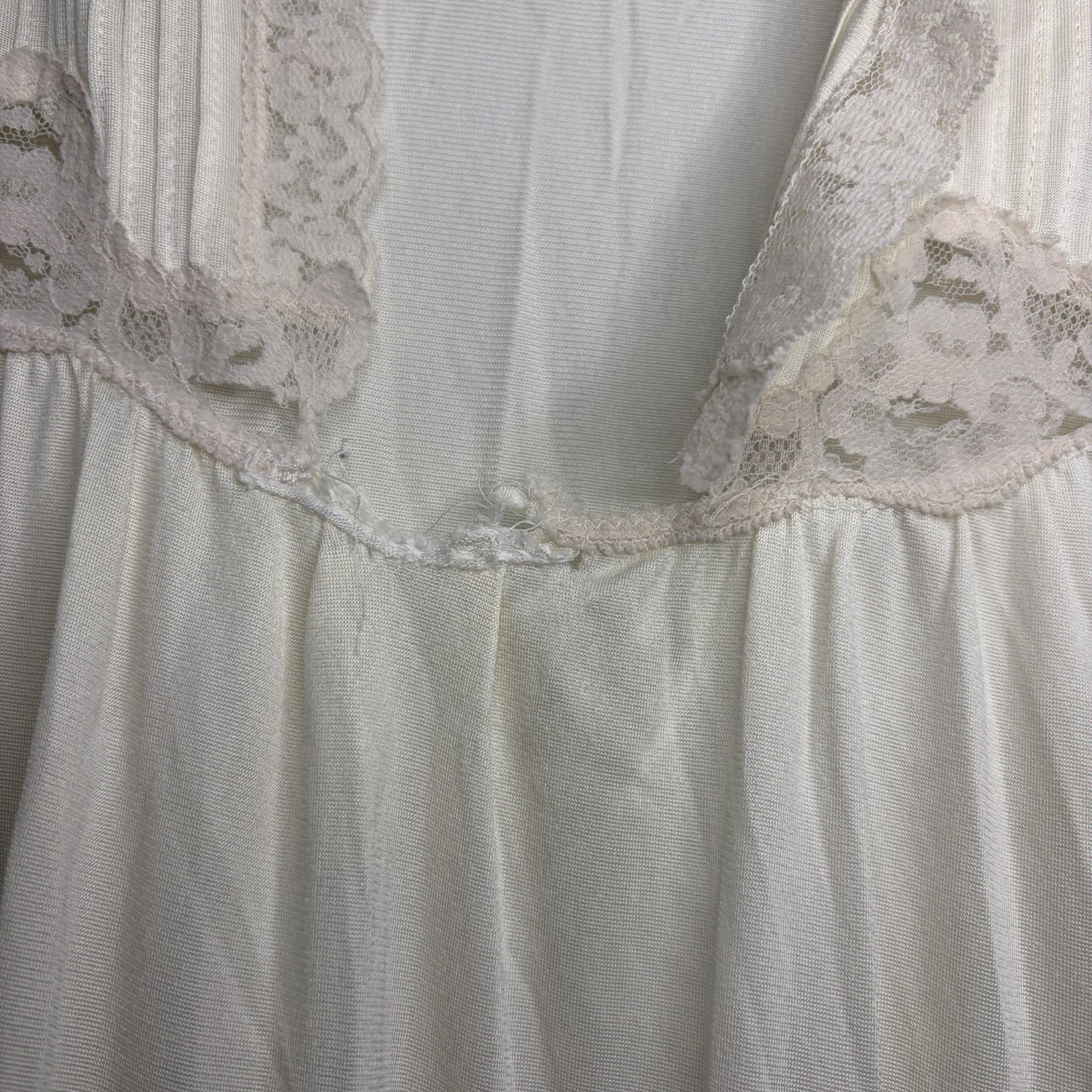 Vintage Peignoir Set Cream With Lace Detail Has Some Flaws Size Medium JCPenney