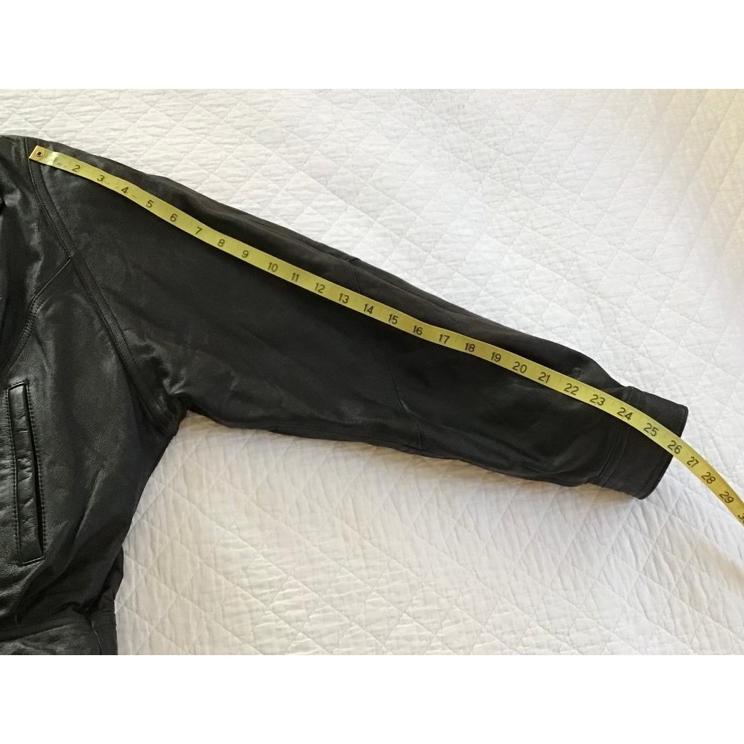 Vintage Wilsons Black Leather Moto Jacket Thinsulate Tie Up Back Biker Coat Sz S