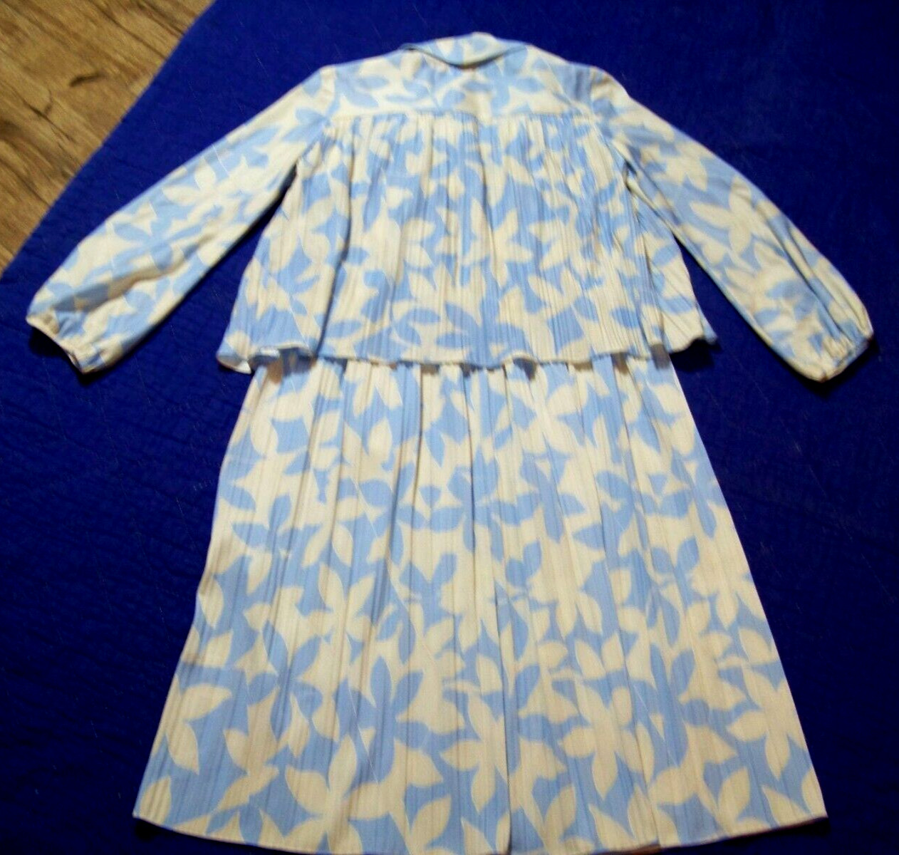 Women’s Vintage Laura Gene Fashions Dress – M-L (see Measurements)
