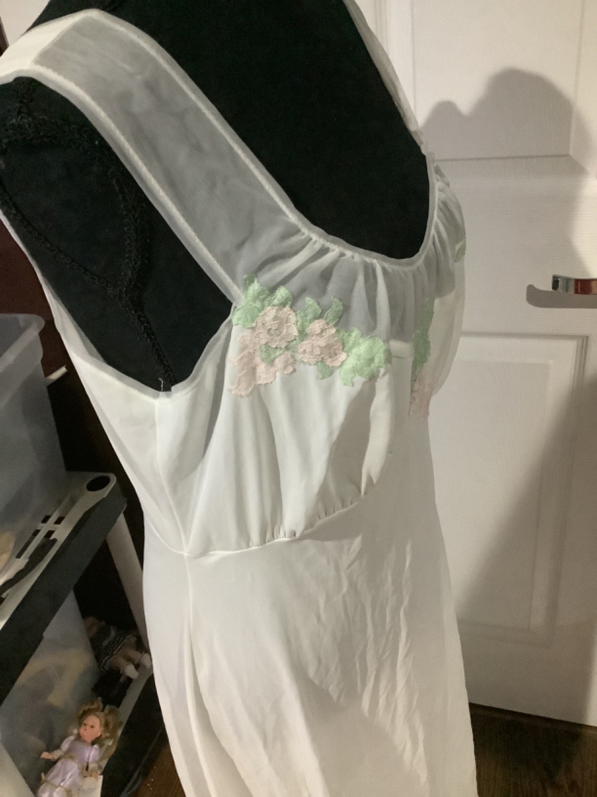 vtg 40s 50s Van Raalte white slip floral pastel appliques sexy nightgown lingeri