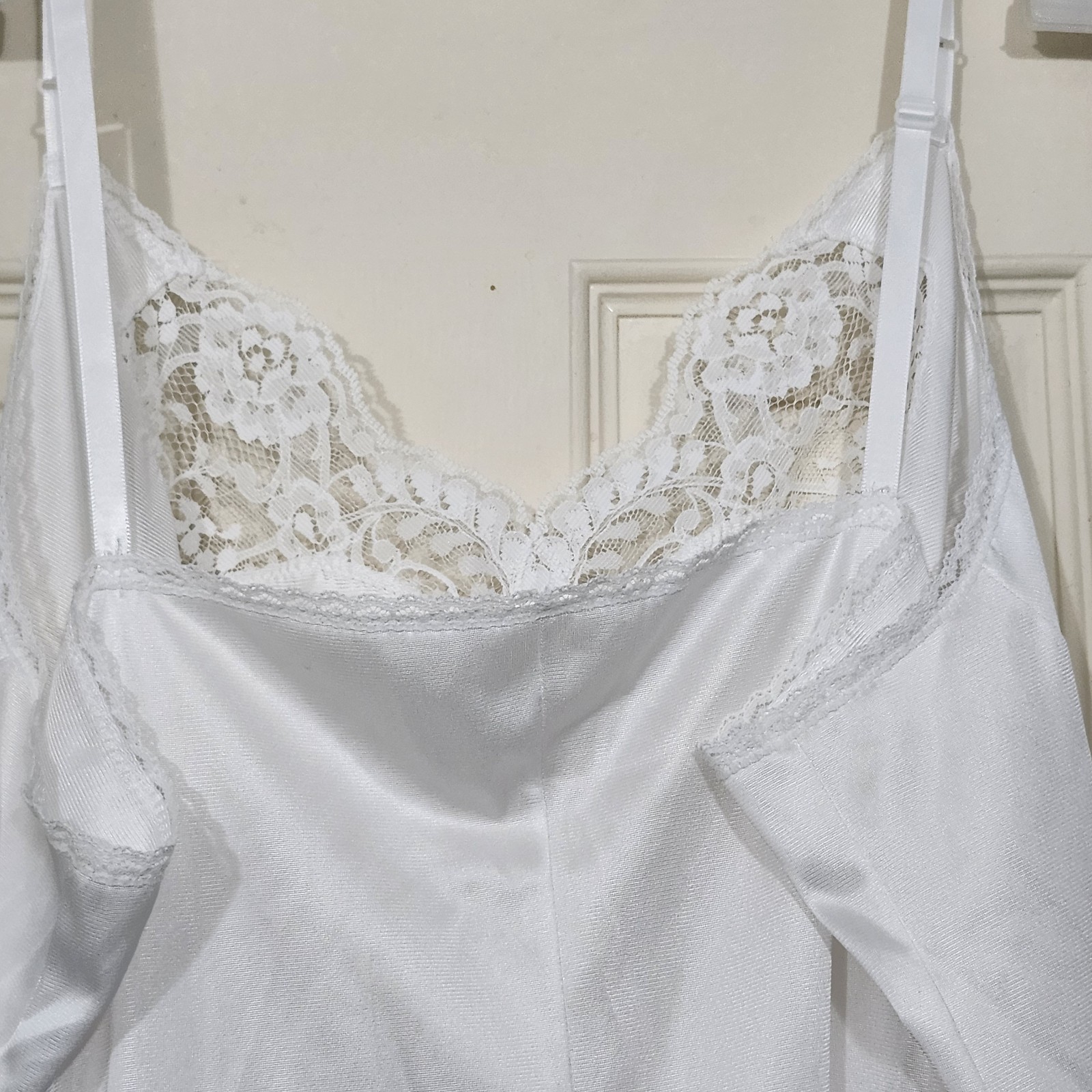 VINTAGE ADONNA Women Full Slip USA Made Nylon Lace Shiny White 42 XL Style 3198