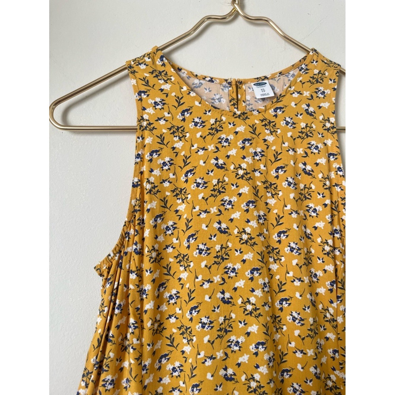 Old Navy Mustard Yellow Floral cottage picnic Sleeveless sundress XS