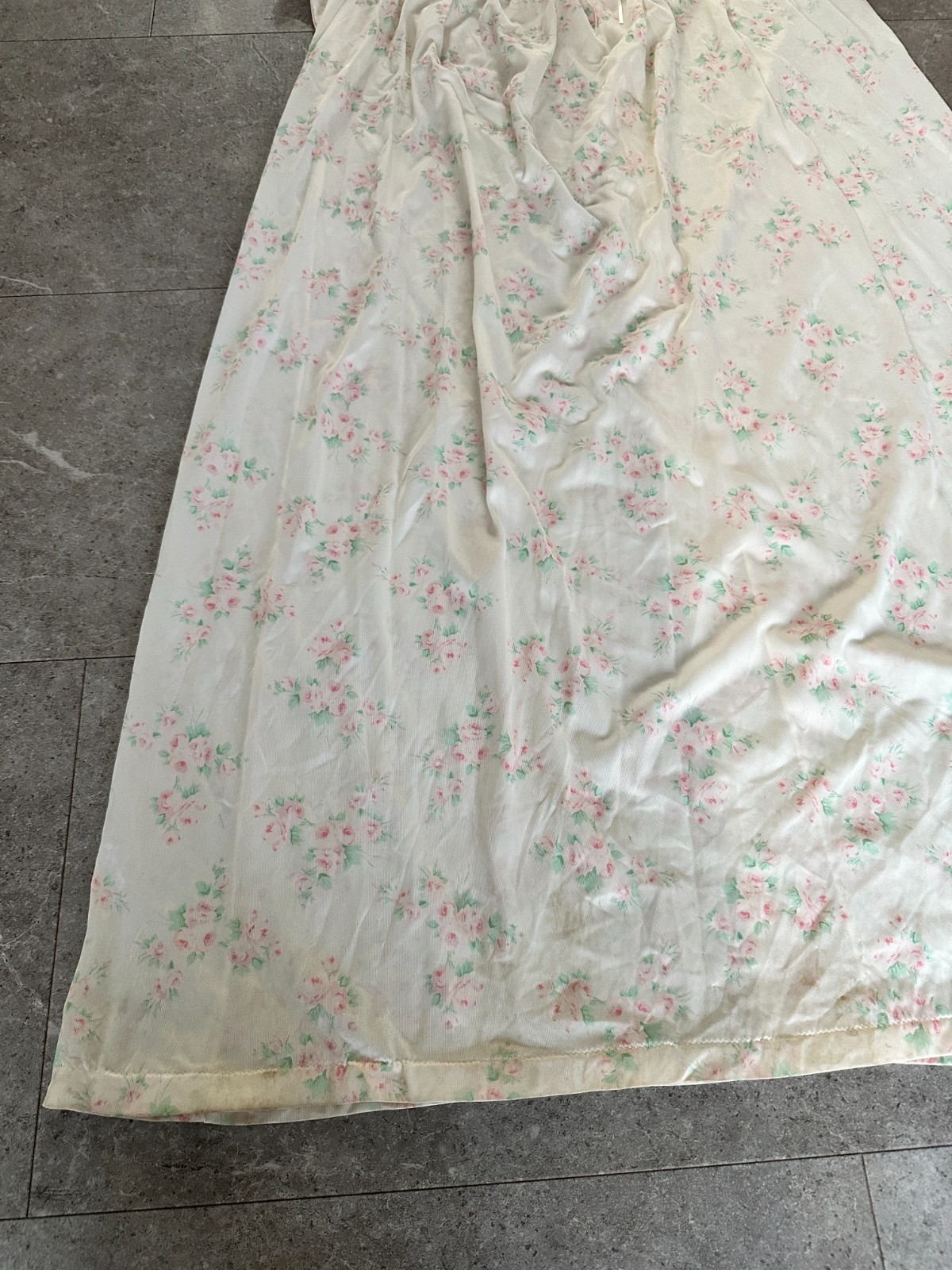 Vintage Sears Carriage Court floral and lace short sleeve night gown Size Large