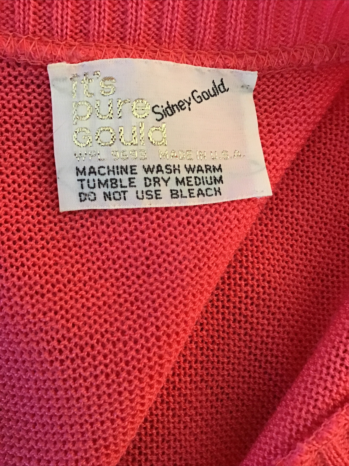 Vintage Sydney Gould Women’s Two Piece Peach Sweater And Vest Set M NOS
