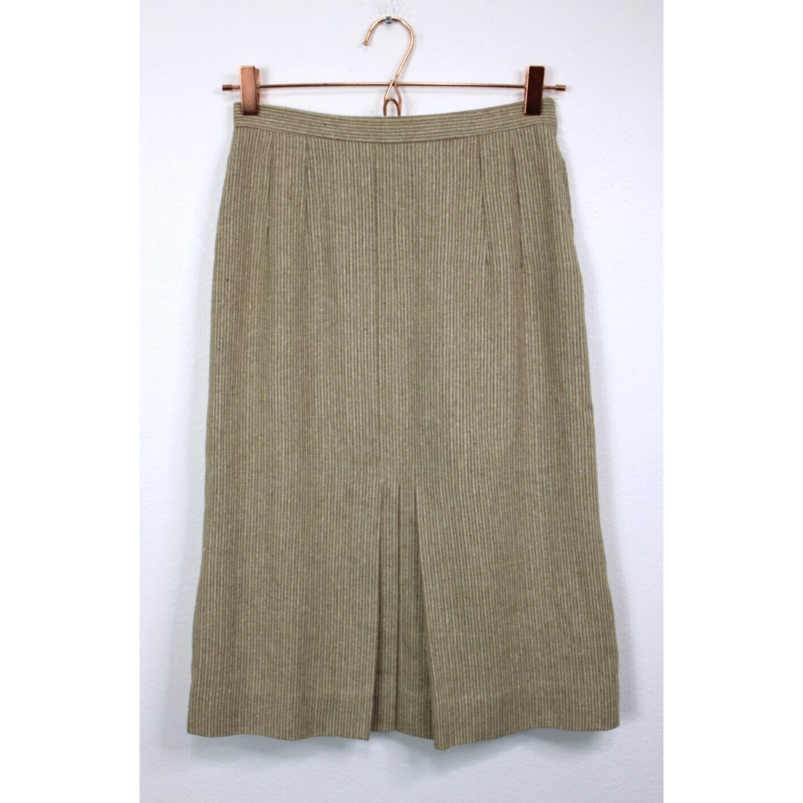 GUY LAROCHE Size 38 DIFFUSION Vintage Women’s Suit Jacket & Skirt Fitted France