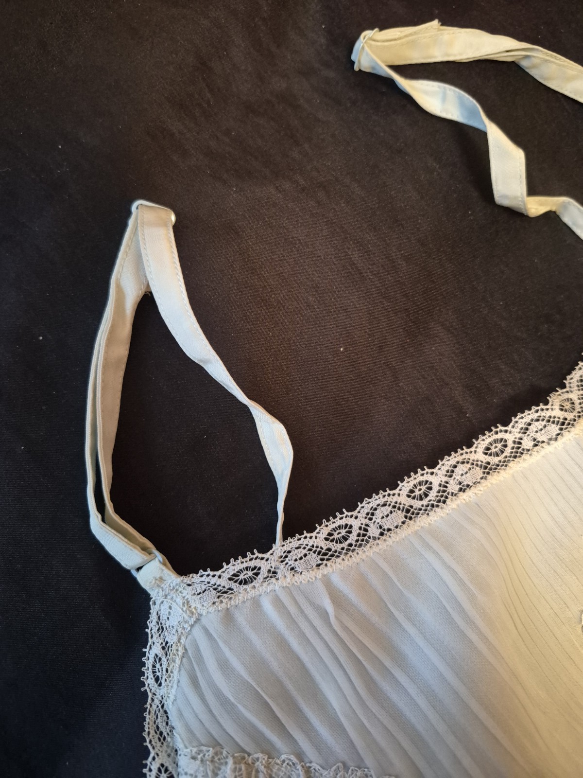 Vintage NWOT Blue Rayon Carillon Full Slip Size 34