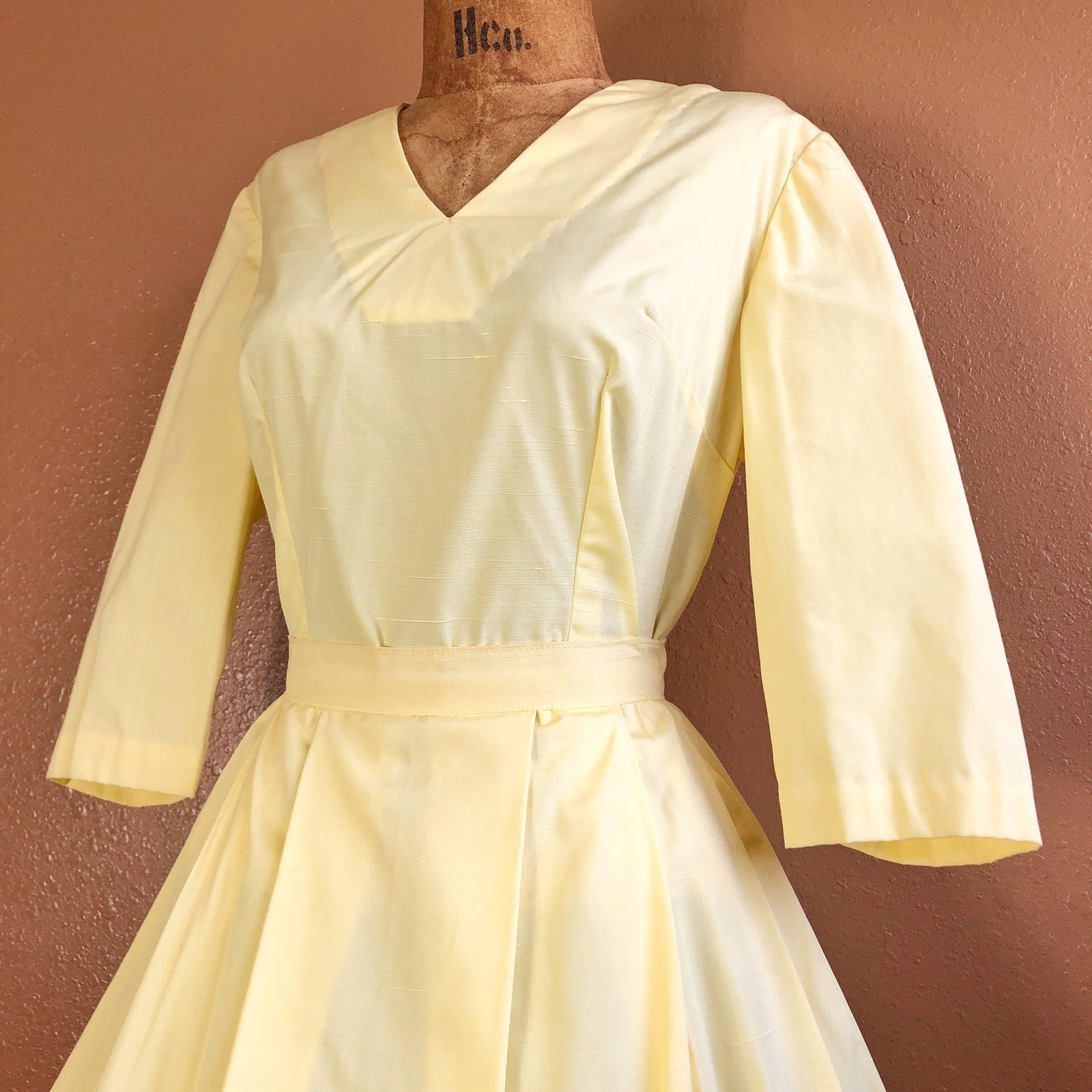 Vintage 50s Butter Yellow Handmade 2pc Blouse & Full Skirt Set XS