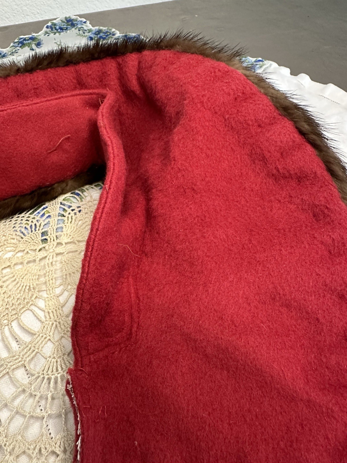 Vintage 1950s Mahogany Genuine Mink Fur Collar Scarf Stole Red Wool Backing