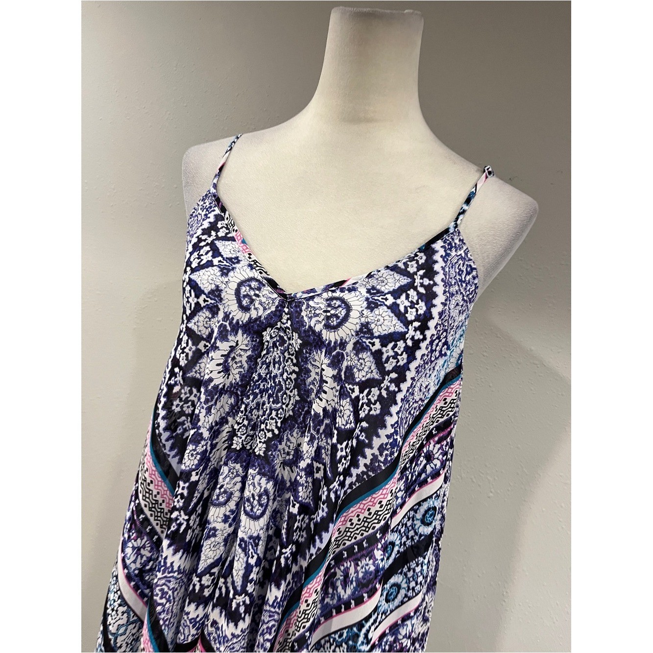Express Boho Printed Handkerchief as symmetrical swing dress size XS