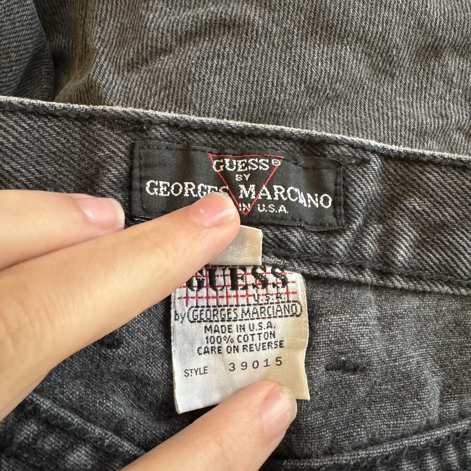 Vtg Woman’s 1990s GUESS JEANS, Size 30, Blk, Tapered Leg, Zip Ankle, Style 39015