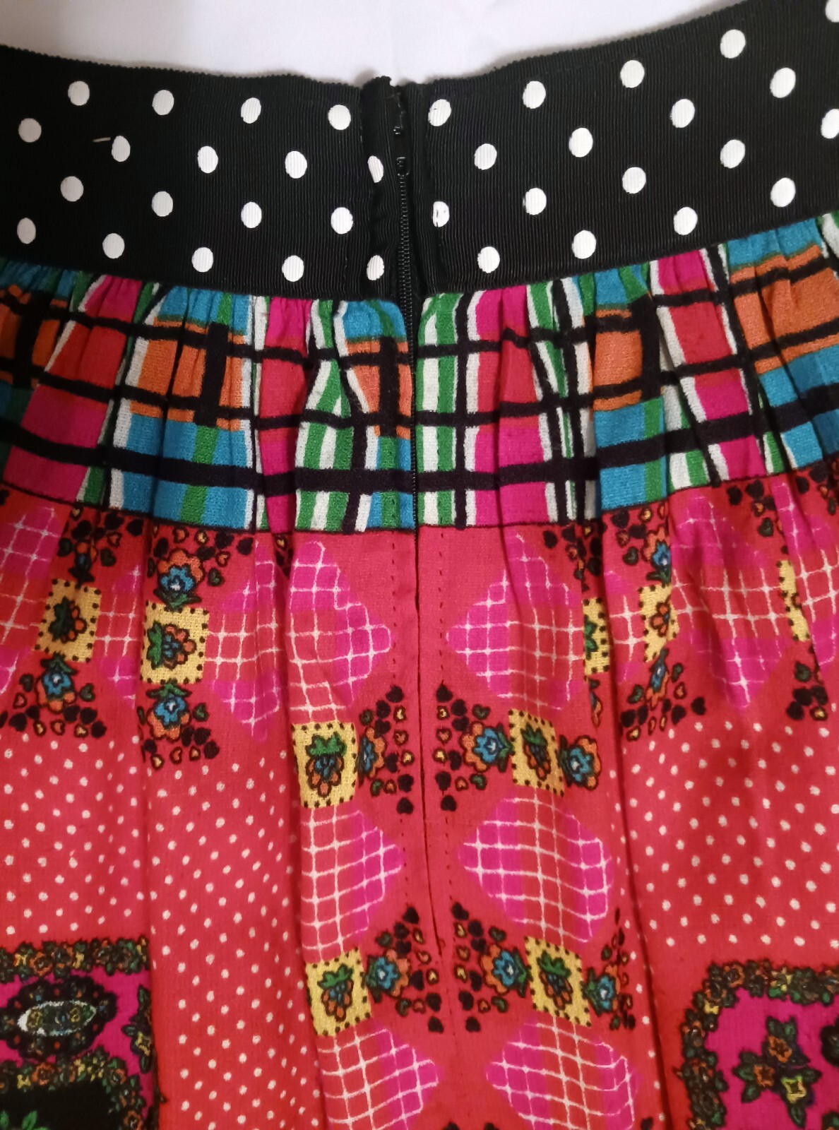 BoHo Hippie 1970s Maxi Skirt Hot Pink Psychedelic Festival Wear MEASUREMENTS