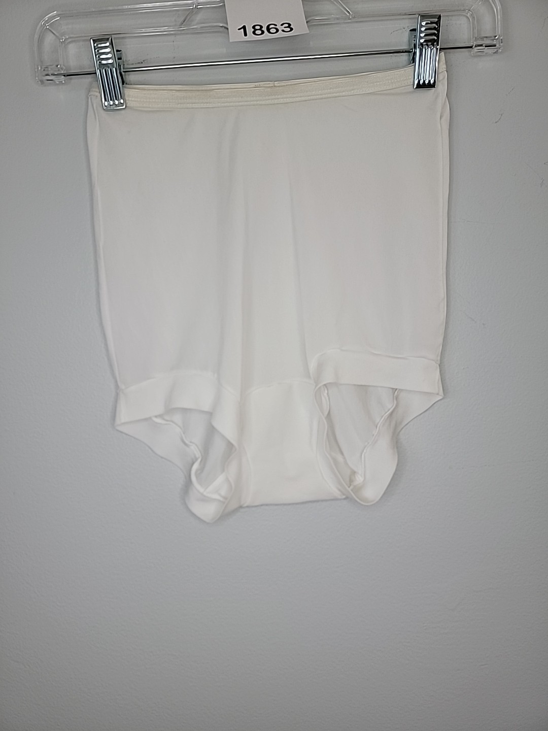Vintage Vanity Fair Tricot Pillowtab White Panties Satin Finish Size 4