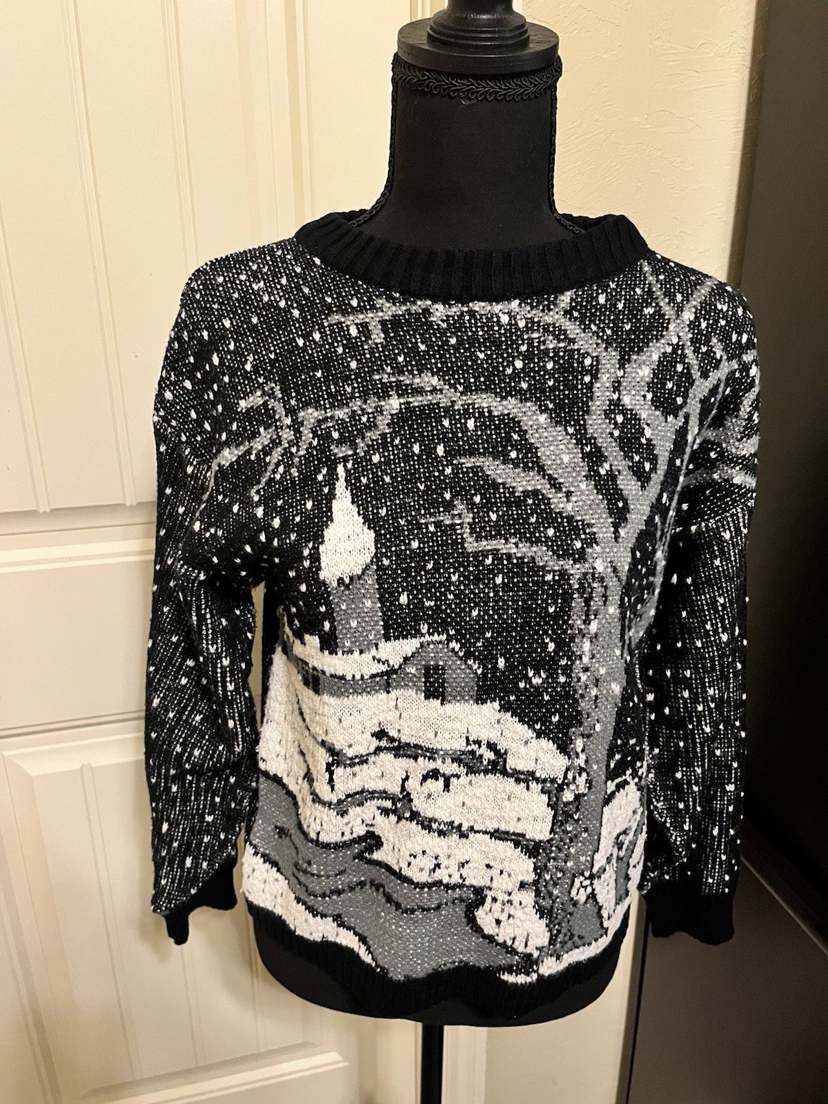 Vintage Extra Sweater Winter Scene Knit Crew Neck Holiday Black White Small