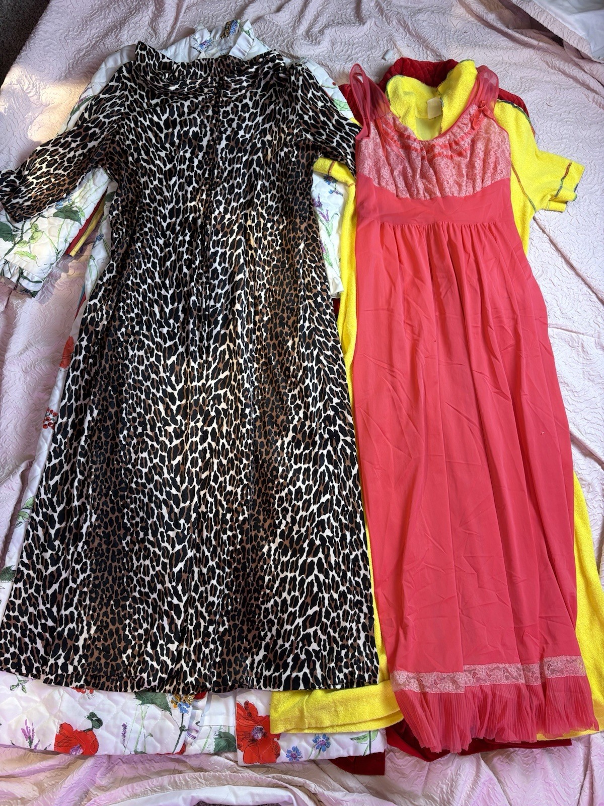 Vintage Reseller Loungewear Lot 1950s 1960s 1970s Pajamas Robes Nightgowns