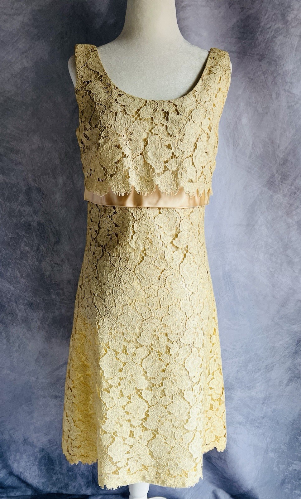 Vintage 1960s Jr Theme New York Cream Lace Cocktail Dress Pink Satin Bow Sz S