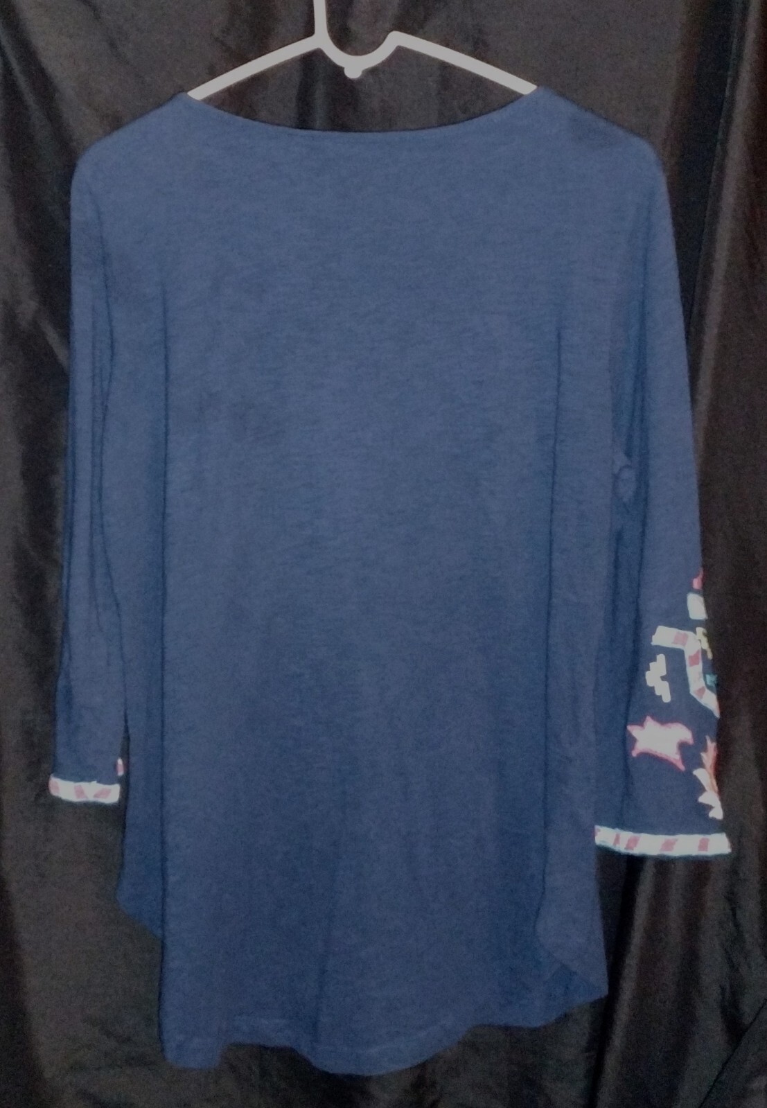 Vintage Embroidery Shirt Blue Floral 3/4 Sleeve, Chest 38″ Length 27″ Sleeve 18″