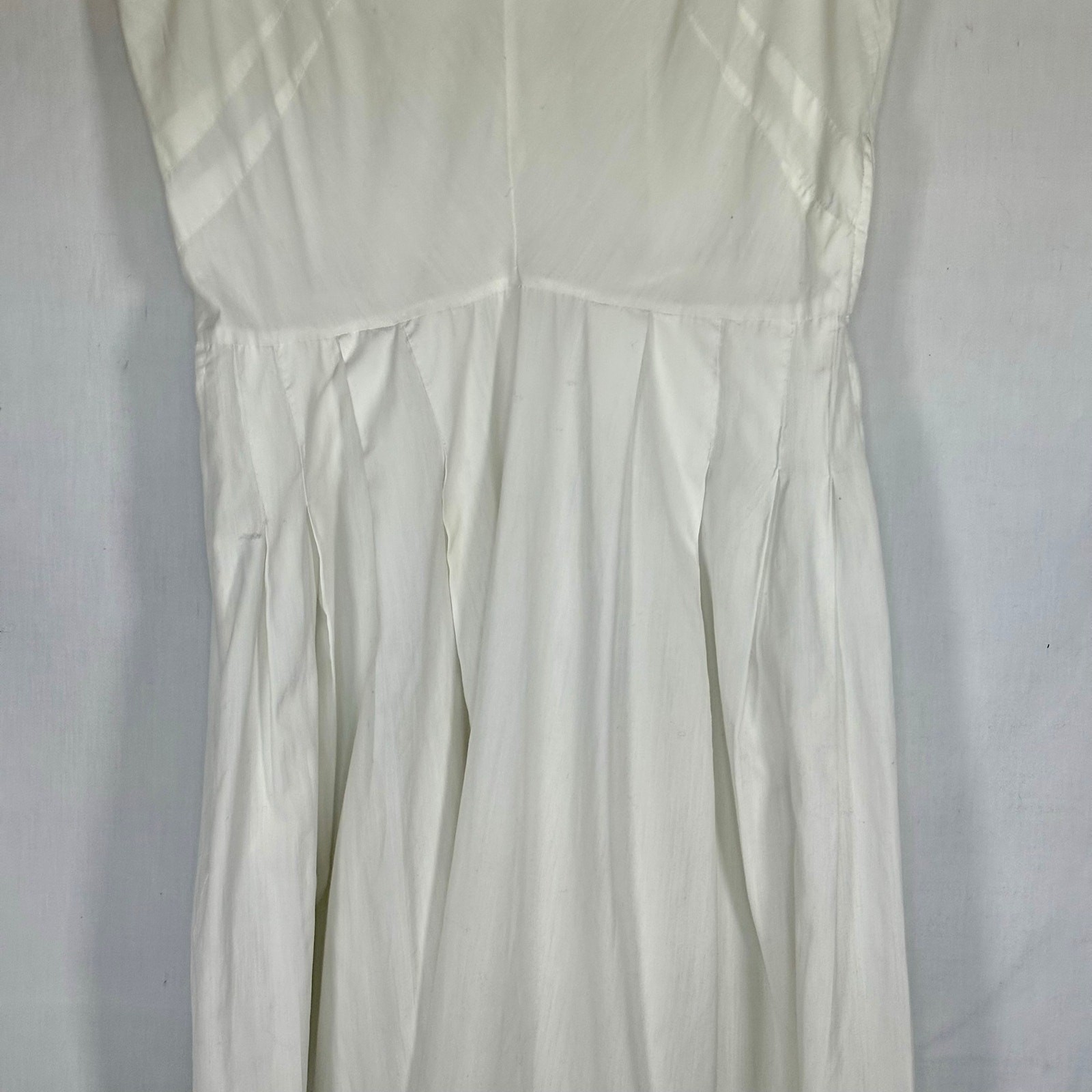 Vintage 1950s White Cotton Day Dress Crochet Trim Pleated Skirt Side Metal Zip