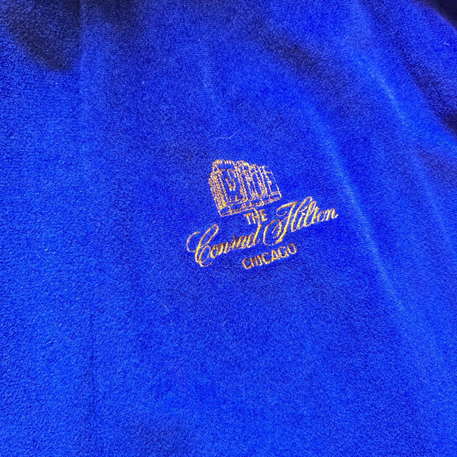 Vintage Conrad Hilton Chicago Large Blue Velvet Bath Robe