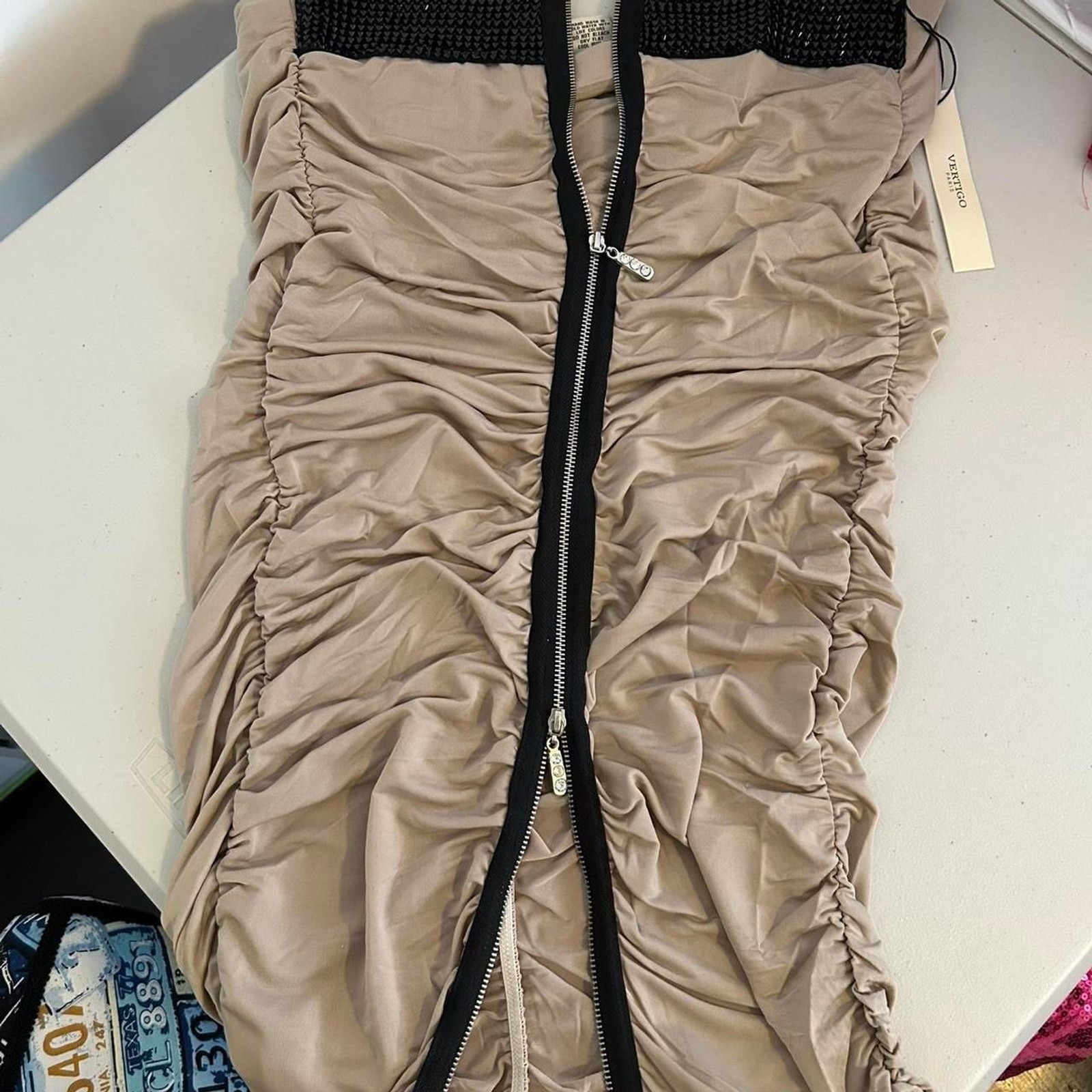 VINTAGE Y2K VERTIGO PARIS Beige and Black Zip Up Club Dress