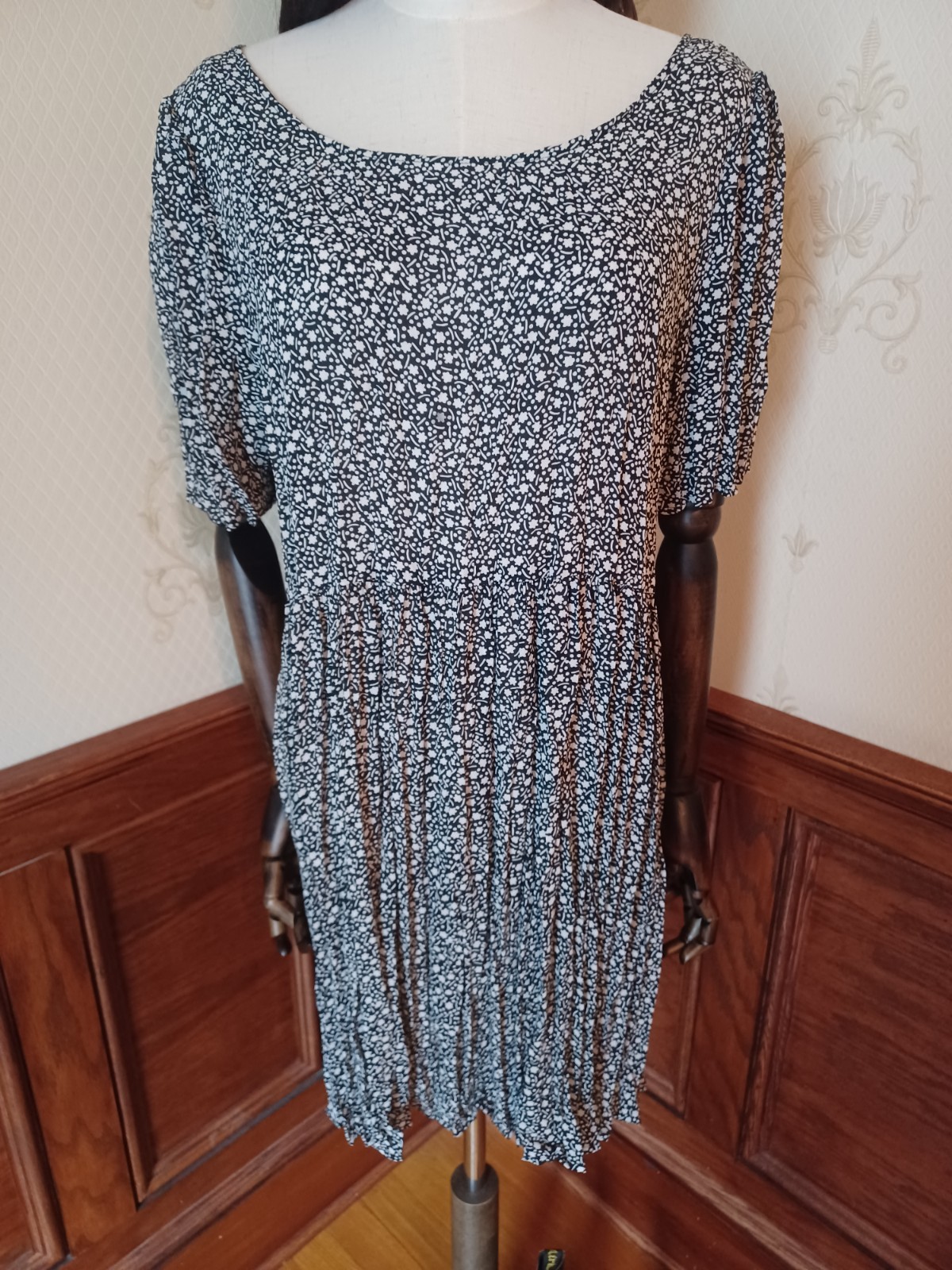 Vintage 80s/90s Semi-Sheer Black and White Floral Grunge Babydoll Dress