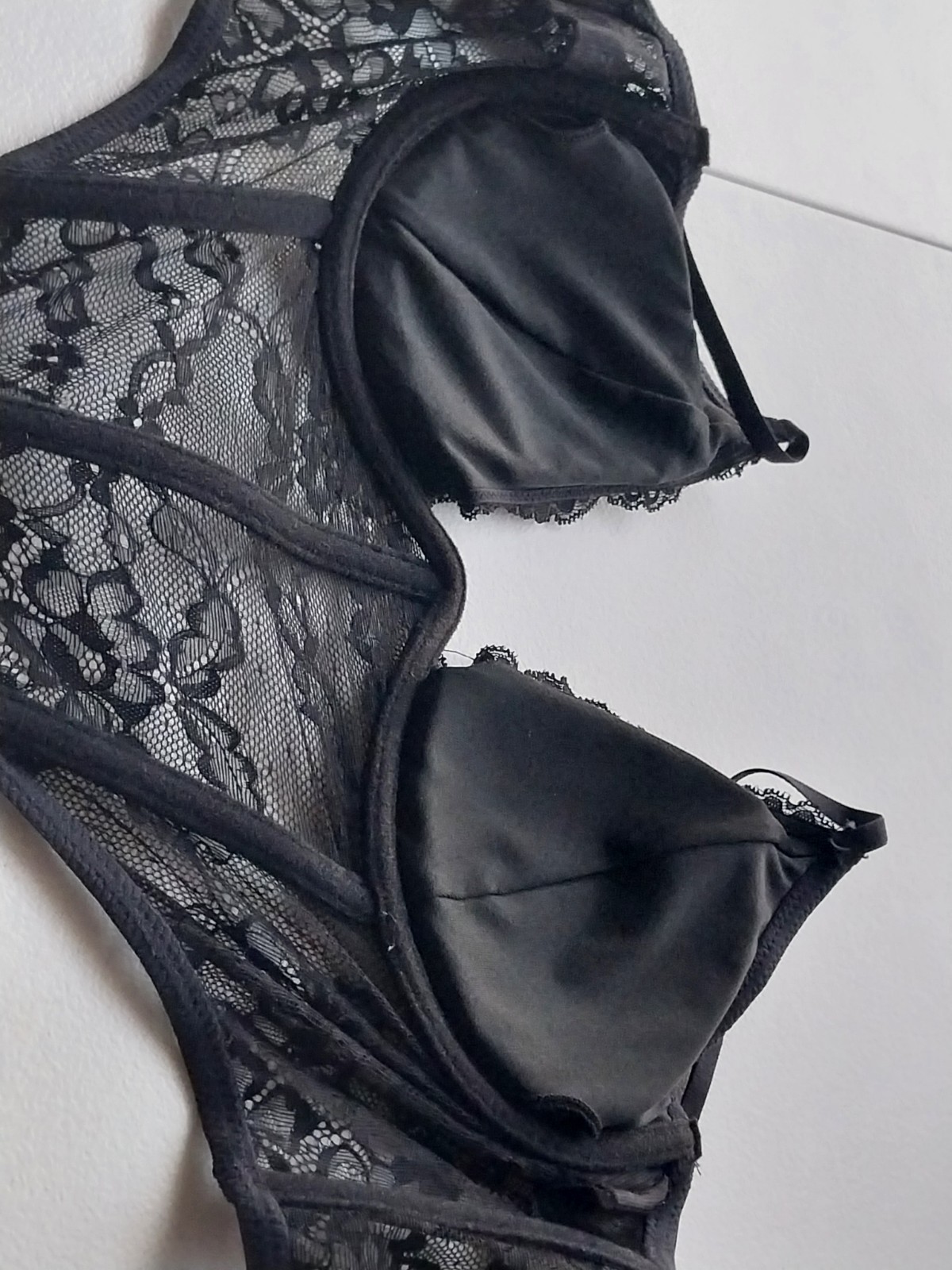 VTG PLUNGE LACE UW BRA CORSET TOP BUSTIER NOS S/P/M sheer blk lacy lace