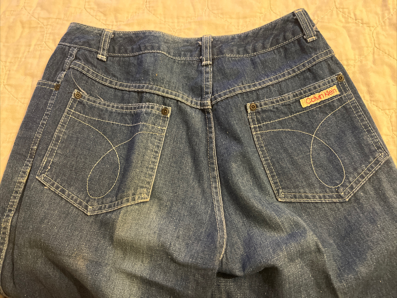 Vintage Calvin Klein 1970s Women’s Size 12 Distressed Blue Jeans 28 x 29 NICE