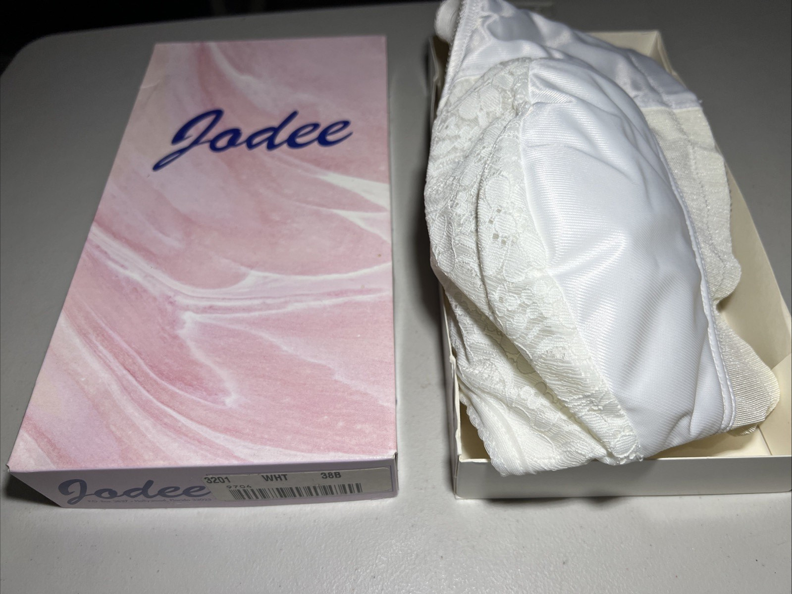 NEW Jodee Surgical Style 3201 Post Mastectomy Bra WHITE w/Pockets USA-MADE 38B