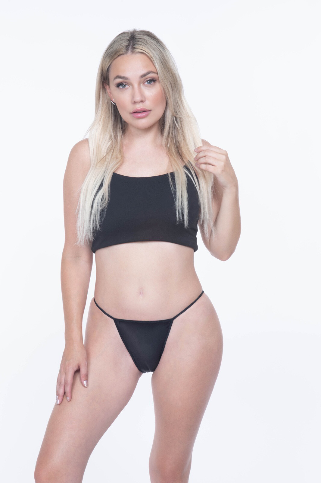 Second Skin Satin V-String Thong · Black · L/7