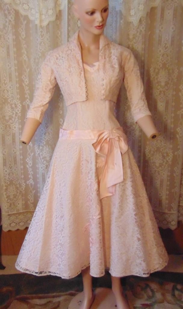 VTG 50s Pink Chantilly Lace & Satin Dress Jacket & Crinoline Slip 26W