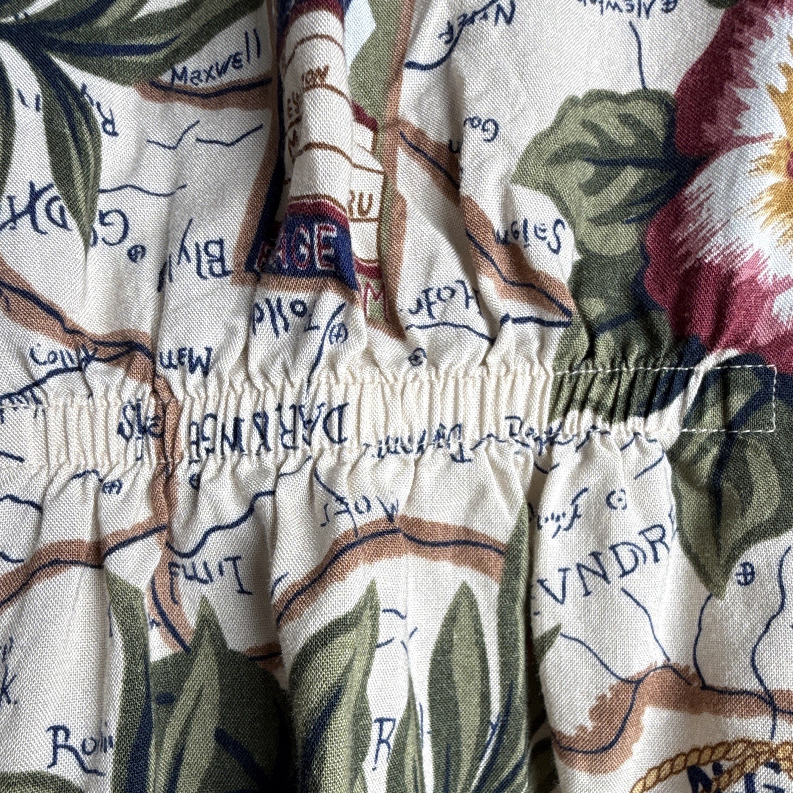 Vintage Teddi Women’s Novelty Map Travel Print Camp Shirt Rayon Hawaiian Blouse