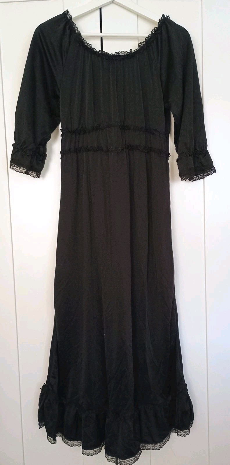 Women’s Vintage Gothic Black Slip Maxi Dress Ruffles Lace Ribbons Peach John M-L