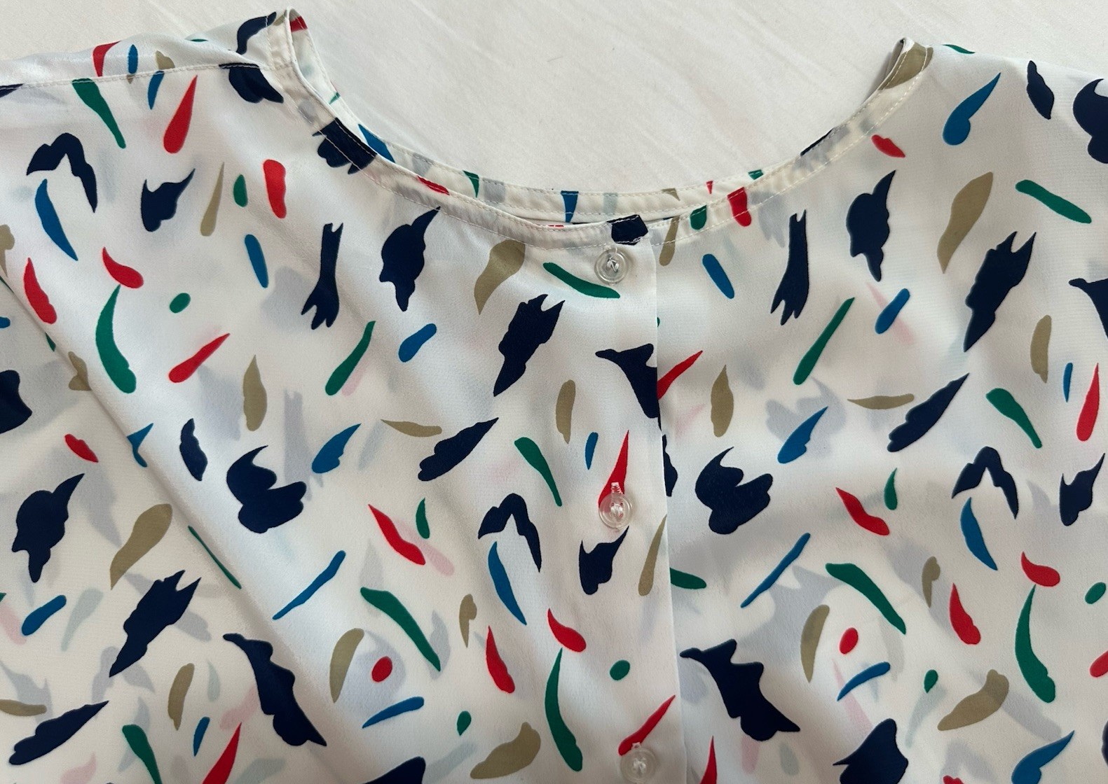 Sheer VINTAGE 90’s Notches Size Large Retro Design Blouse