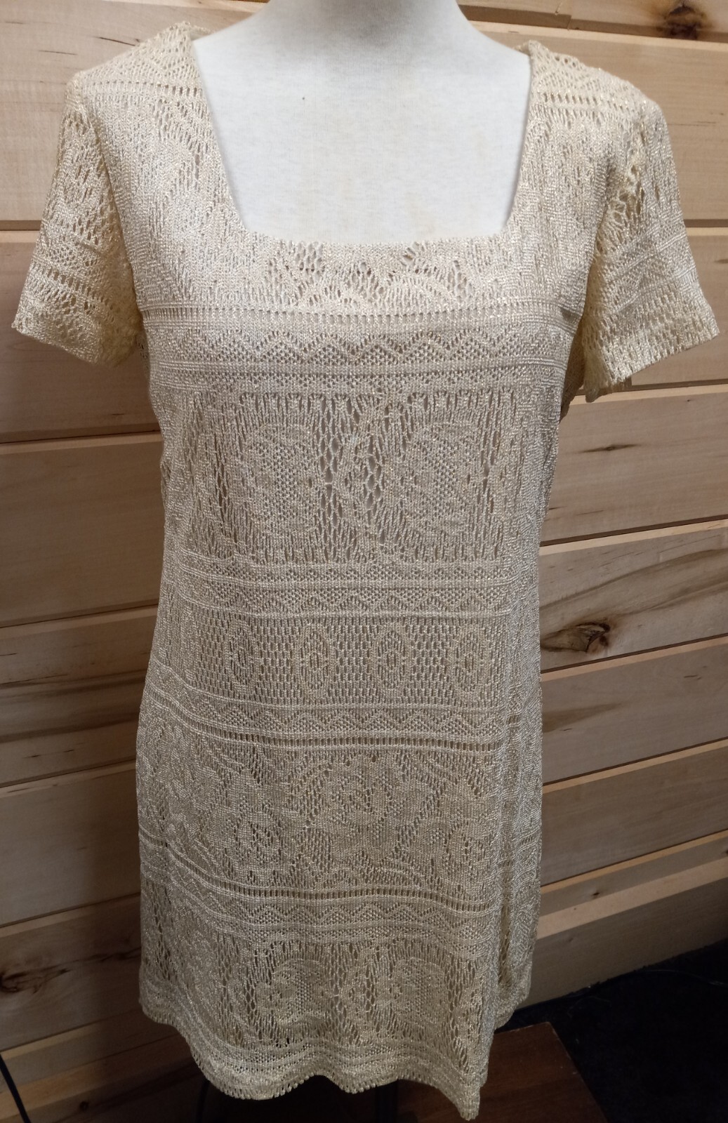 Vtg. Giorgio Saint Angelo Cream & Gold Sheath Dress Size 7/8. #A