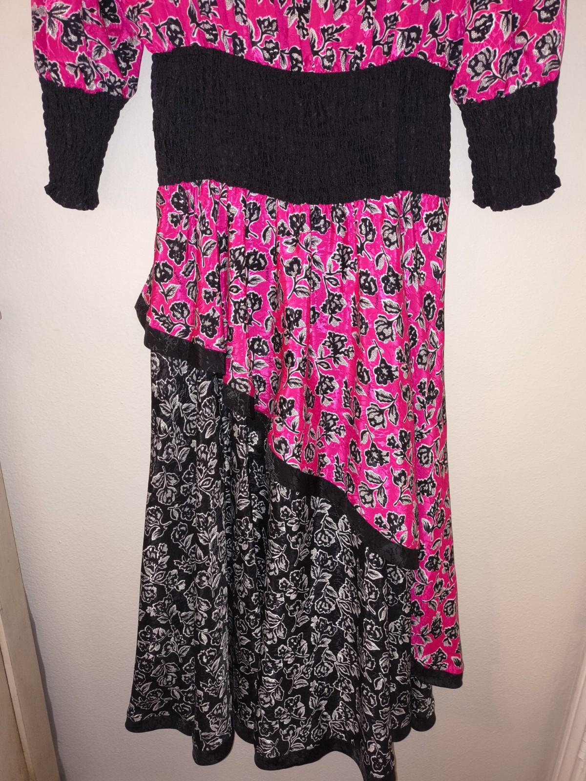 Vintage 1980s Misses’ Hot Pink Black Floral Sequin Shoulder Pad Dress Smocked…