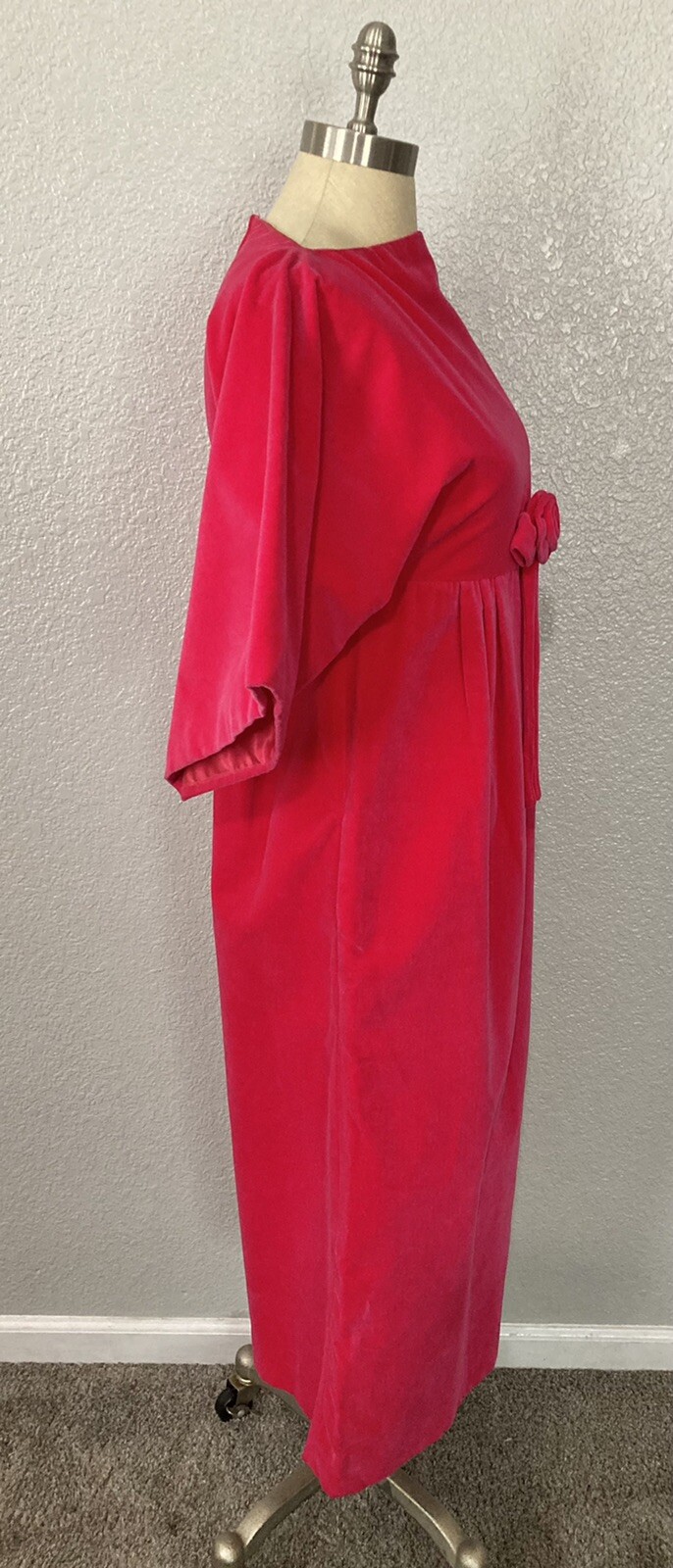 Vintage Timely Fashions More Chicago Pink Velvet Sabrina Neck Dress For Costume
