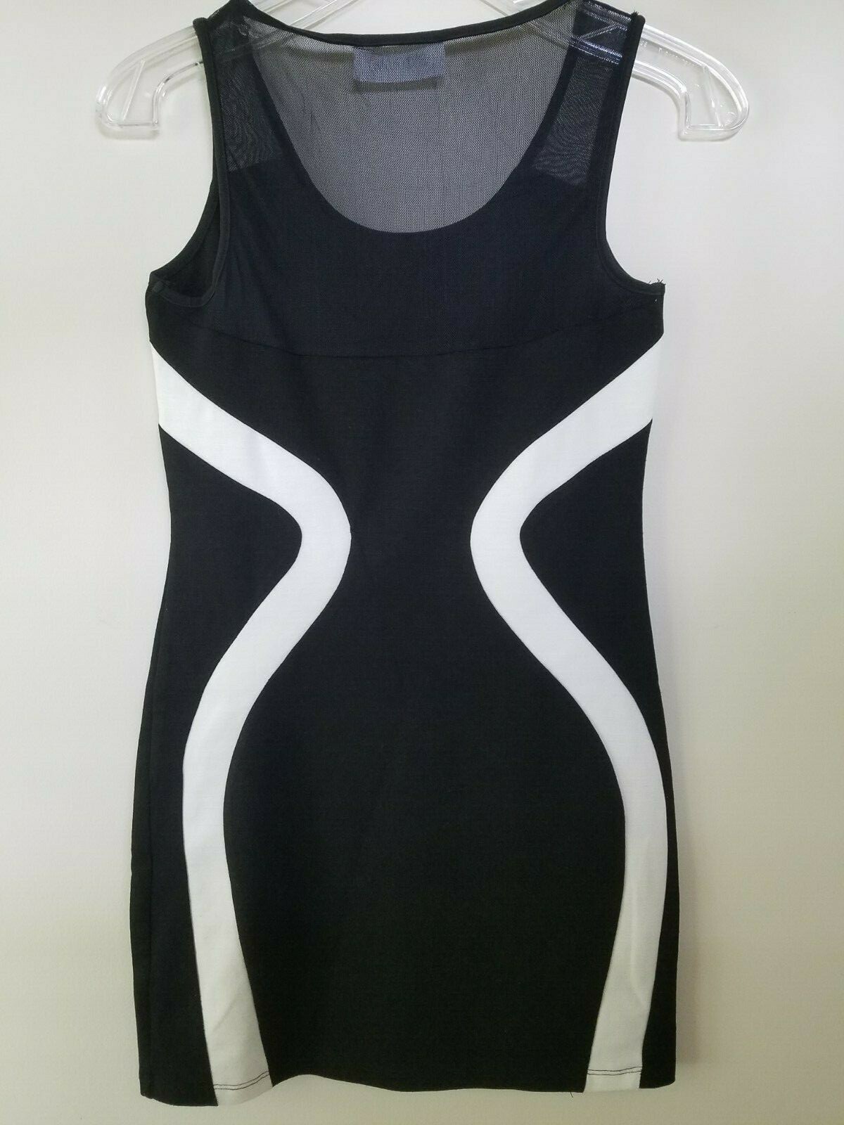 5th Culture summer, body-shaping, mini Dress w/ Spandex – Sz M