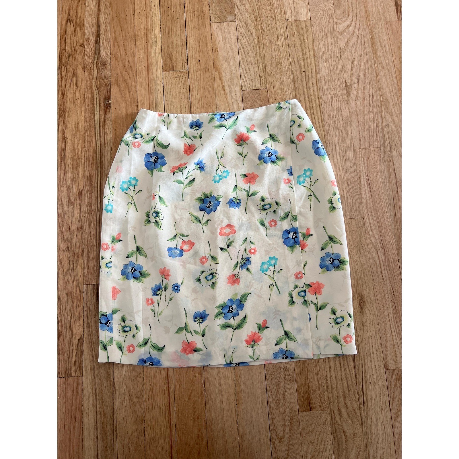Vintage Silk Floral Skirt Cream Midi Parisian Signature Cottagecore