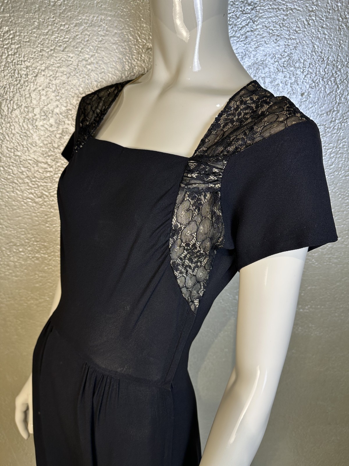 Vintage 1940s Ladies Handmade Black Rayon Dress w/ Silk Lace Shoulder Yoke XS